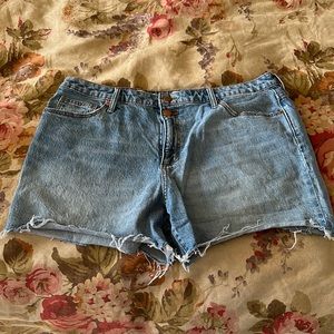 Universal Threads Jean Shorts
